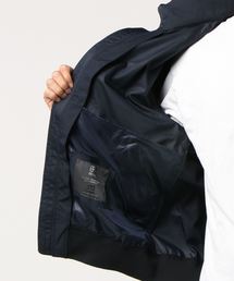 Banana Republic（バナナリパブリック）の「ジップアップ