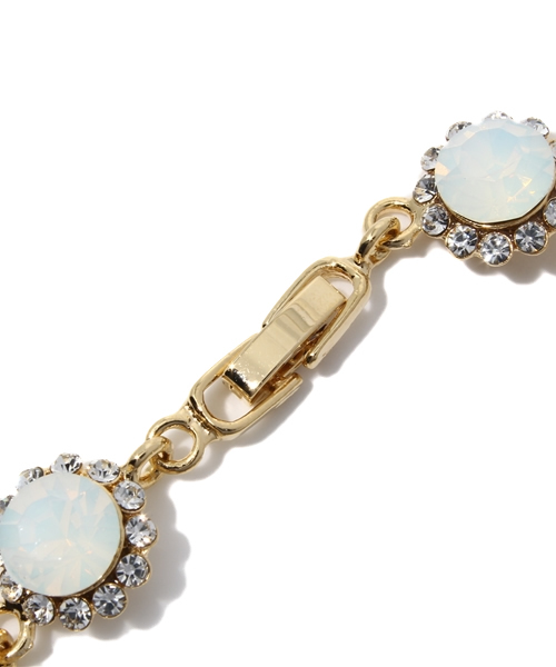 BEAUTY&YOUTH UNITED ARROWS（ビューティーアンドユースユナイテッドアローズ）の「BYSF フラワービジューブレスレット ◆（ブレスレット・レディース・ホワイト/ライトピンク/ネイビー/オフホワイト/ブラック・フリー）」の7枚目の写真