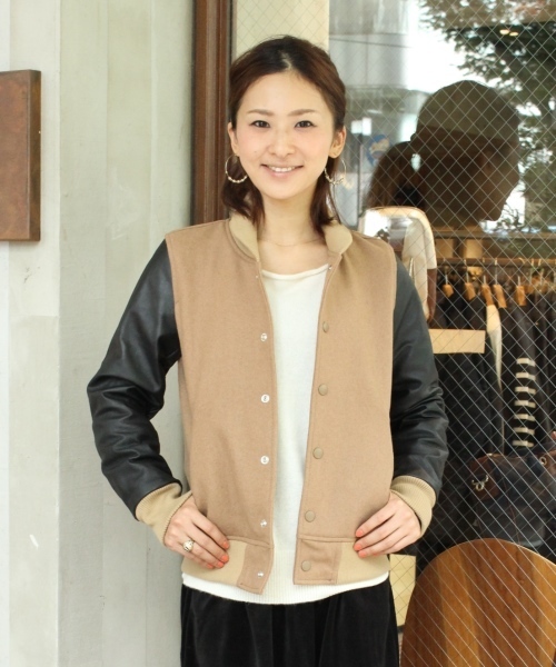 JOURNAL STANDARD relume(ジャーナルスタンダード レリューム)の「MELTON×GOAT LEATHER スタジャン_#(スタジャン・レディース・ブラック/チャコールグレー/ベージュ・2/1)」の1枚目の写真