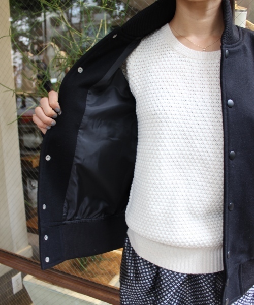 JOURNAL STANDARD relume(ジャーナルスタンダード レリューム)の「MELTON×GOAT LEATHER スタジャン_#(スタジャン・レディース・ブラック/チャコールグレー/ベージュ・2/1)」の9枚目の写真