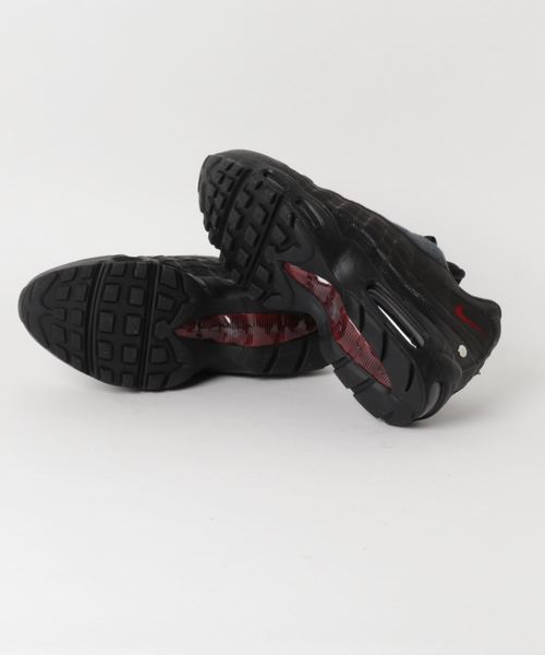 NIKE(ナイキ)の「NIKE AIR MAX 95 NRG(スニーカー・メンズ・ブラック・28.5/28)」の2枚目の写真