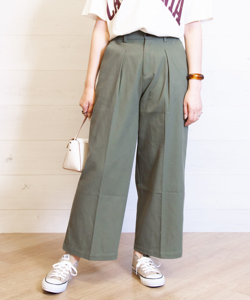 B.I.D.(ビーアイディー)の「BID / Cotton Wide Tuck Pants(その他パンツ・レディース・ブラック/オフホワイト/カーキ/キナリ・FREE)」の1枚目の写真