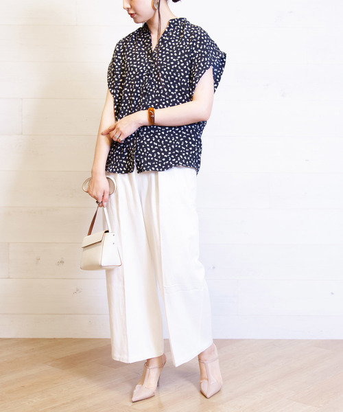 B.I.D.(ビーアイディー)の「BID / Cotton Wide Tuck Pants(その他パンツ・レディース・ブラック/オフホワイト/カーキ/キナリ・FREE)」の21枚目の写真
