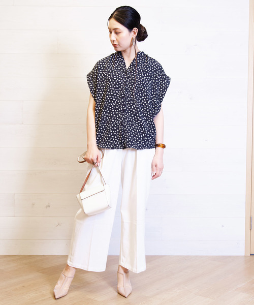 B.I.D.(ビーアイディー)の「BID / Cotton Wide Tuck Pants(その他パンツ・レディース・ブラック/オフホワイト/カーキ/キナリ・FREE)」の22枚目の写真