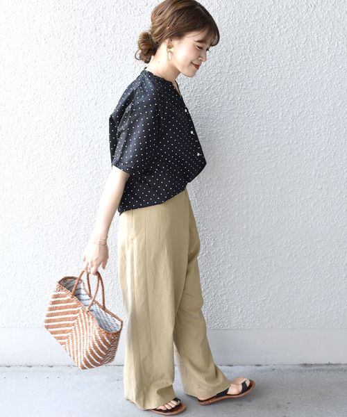SHIPS Days(シップスデイズ)の「SHIPS Days STANDARD:ドットスキッパーブラウス◇(シャツ/ブラウス・レディース・ブラック/ベージュ・90/98)」の9枚目の写真