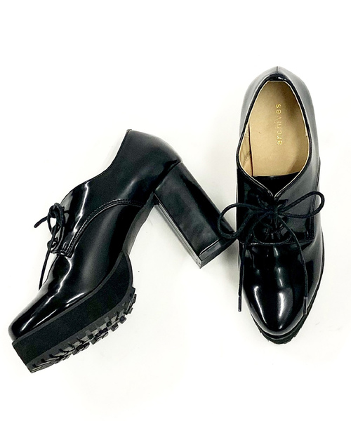 archives（アルシーヴ）の「レースアップシューズ（ブーティ・レディース・ブラック/ブラウン・MEDIUM/LARGE）」の3枚目の写真