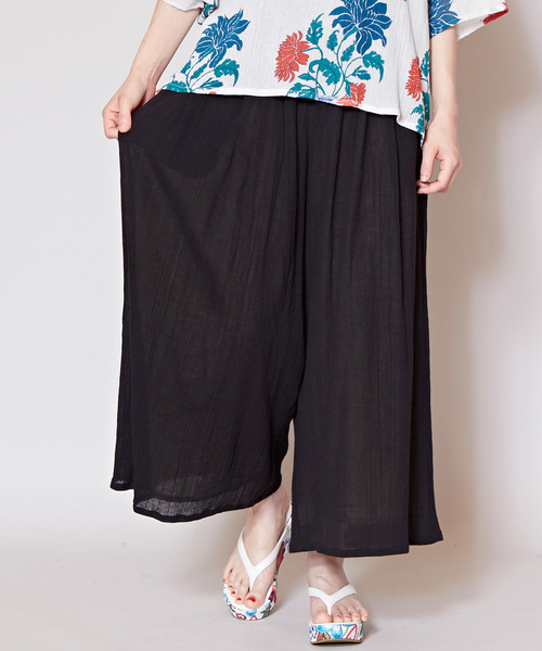 チャイハネ（チャイハネ）の「【チャイハネ】yul 無地コットンクレープフレアワイドパンツ（その他パンツ・レディース・ブラック/ピンク/イエロー/グリーン・FREE）」の2枚目の写真