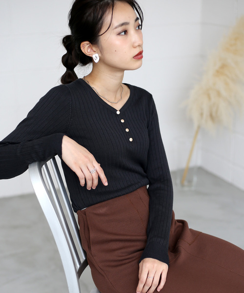 Bou Jeloud（ブージュルード）の「アロエ加工◆ヘンリーリブプルオーバー（ニット/セーター・レディース・チャコールグレー/パープル/ブラウン/イエロー/ブラック・FREE）」の3枚目の写真