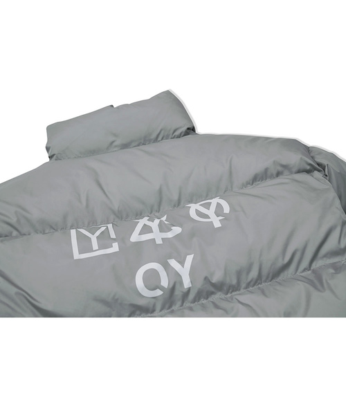 OY（オーワイ）の「トリプルロゴナイロンダウンジャケット/中綿ジャケット（ダウンジャケット/コート・メンズ・ブラック/グレー・FREE）」の6枚目の写真