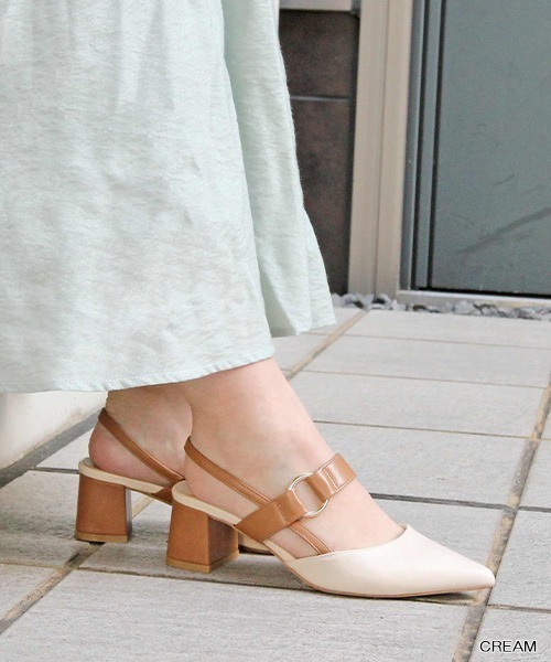 RANDA（ランダ）の「ベルトミュールパンプス（パンプス・レディース・ブラック/クリーム/グレイッシュベージュ/パイソン・LL/M/L/S）」の3枚目の写真