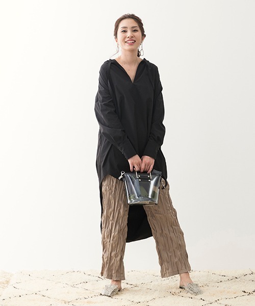 TOPKAPI（トプカピ）の「【Water Lilly】オーバーサイズ シャツ（シャツ/ブラウス・レディース・ブラック/ホワイト/グレイッシュブルー・FREE）」の3枚目の写真