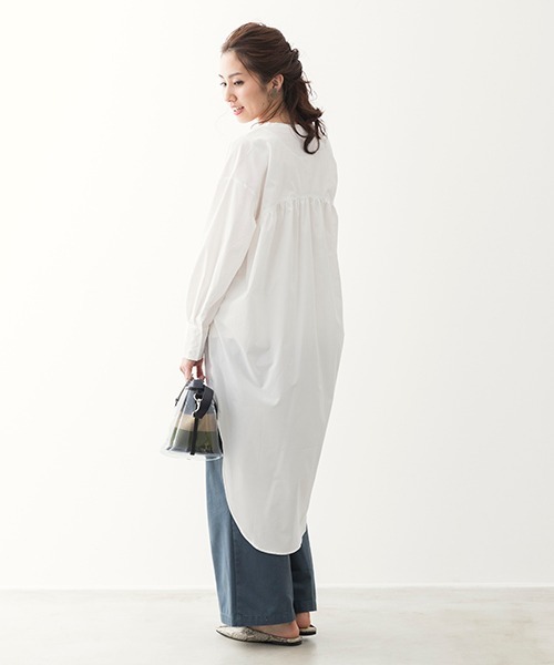 TOPKAPI（トプカピ）の「【Water Lilly】オーバーサイズ シャツ（シャツ/ブラウス・レディース・ブラック/ホワイト/グレイッシュブルー・FREE）」の4枚目の写真