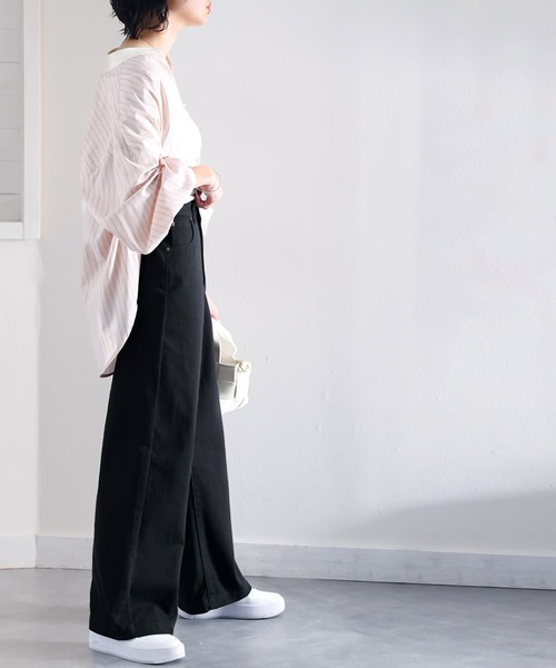 美シルエット。ハイウエストワイドデニムパンツ