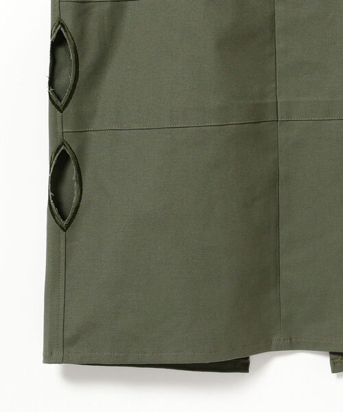 Ray BEAMS(レイビームス)の「77circa × Ray BEAMS / 別注 ホール カット スカート(スカート・レディース・オリーブ・28/94/30/98)」の5枚目の写真