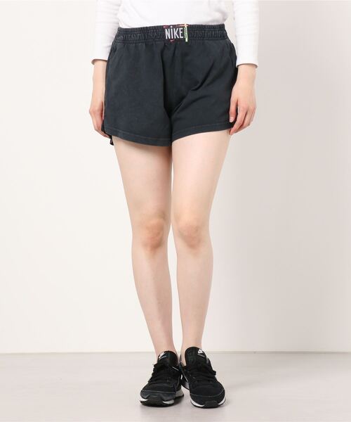 NIKE（ナイキ）の「NIKE WOMENS NSW WASH SHORT  / ナイキ ウィメンズ ショートパンツ 【SP】（その他パンツ・レディース・グリーン/ブラック・M/S/L）」の5枚目の写真
