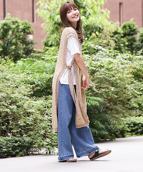 チチカカ（チチカカ）の「コットンスラブロングベスト（ベスト・レディース・ブラウン/グレー・FREE）」の4枚目の写真