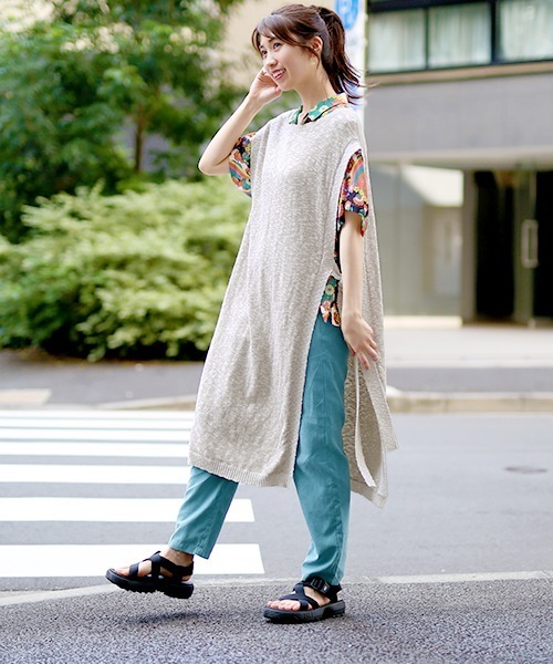 チチカカ（チチカカ）の「コットンスラブロングベスト（ベスト・レディース・ブラウン/グレー・FREE）」の20枚目の写真