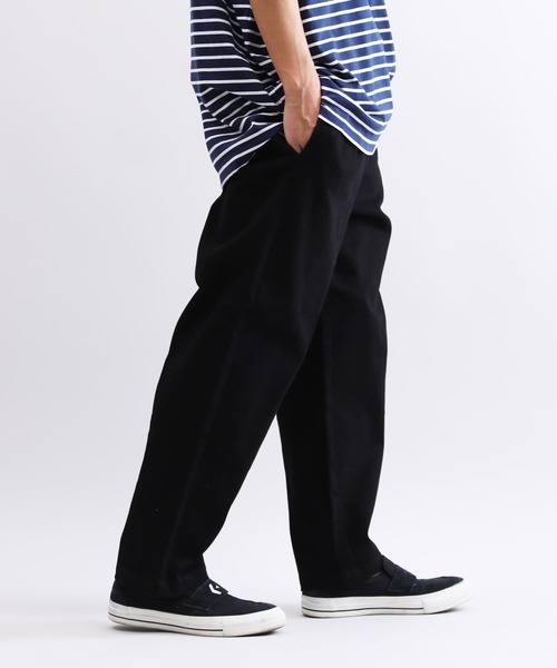 Lulu ＆ Arnie（るるあんどあーにー）の「ルーズテーパード ワイド バギー パンツ（その他パンツ・メンズ・ホワイト/ブラック・MEDIUM/LARGE）」の19枚目の写真
