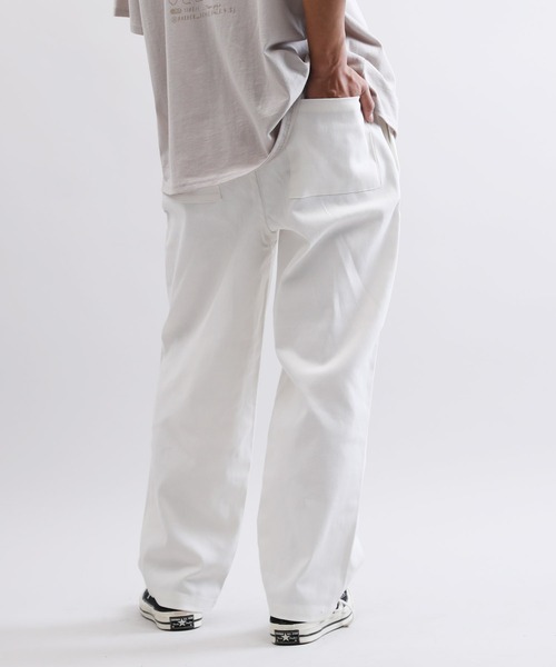 Lulu ＆ Arnie（るるあんどあーにー）の「ルーズテーパード ワイド バギー パンツ（その他パンツ・メンズ・ホワイト/ブラック・MEDIUM/LARGE）」の3枚目の写真