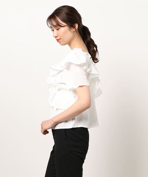 SPIGA（スピーガ）の「フリルギャザーＢＬ（シャツ/ブラウス・レディース・ホワイト/ブラック/ベージュ・ﾌﾘ-）」の10枚目の写真