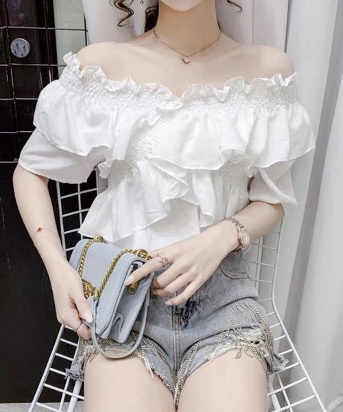 SPIGA（スピーガ）の「フリルギャザーＢＬ（シャツ/ブラウス・レディース・ホワイト/ブラック/ベージュ・ﾌﾘ-）」の2枚目の写真