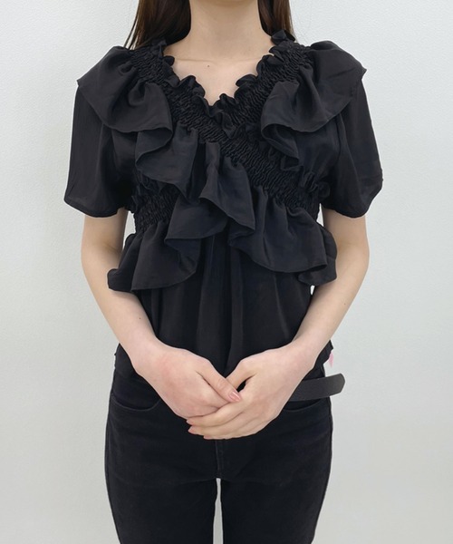 SPIGA（スピーガ）の「フリルギャザーＢＬ（シャツ/ブラウス・レディース・ホワイト/ブラック/ベージュ・ﾌﾘ-）」の5枚目の写真