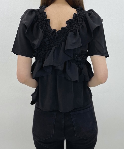 SPIGA（スピーガ）の「フリルギャザーＢＬ（シャツ/ブラウス・レディース・ホワイト/ブラック/ベージュ・ﾌﾘ-）」の4枚目の写真