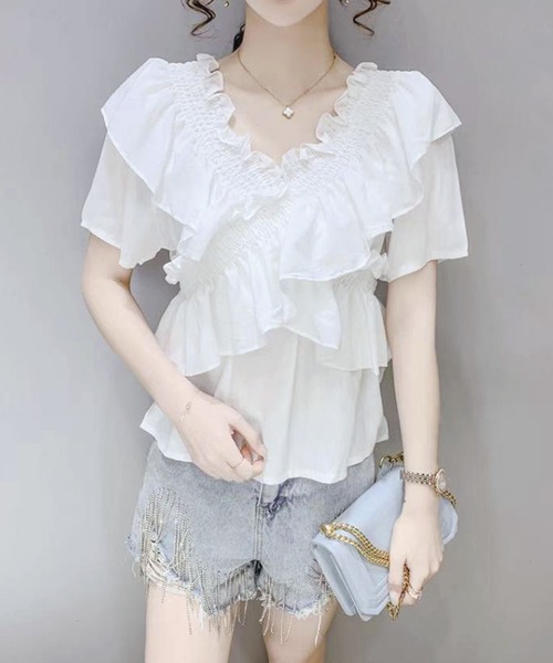 SPIGA（スピーガ）の「フリルギャザーＢＬ（シャツ/ブラウス・レディース・ホワイト/ブラック/ベージュ・ﾌﾘ-）」の17枚目の写真