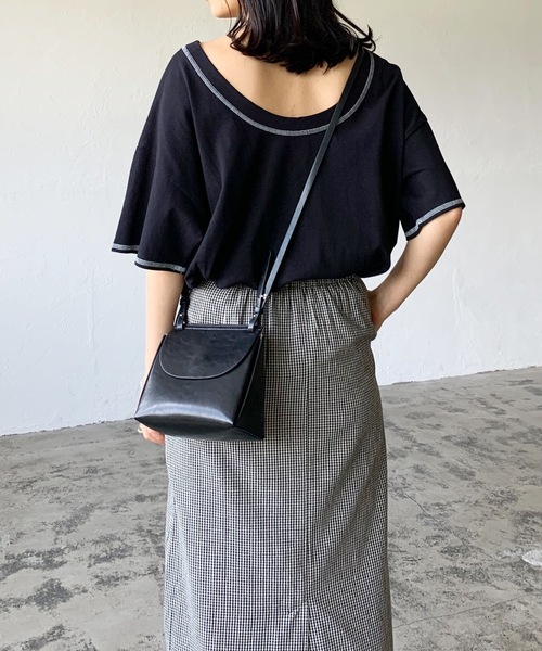 LIAN（リアン）の「バックオープンルーズTシャツ（Tシャツ