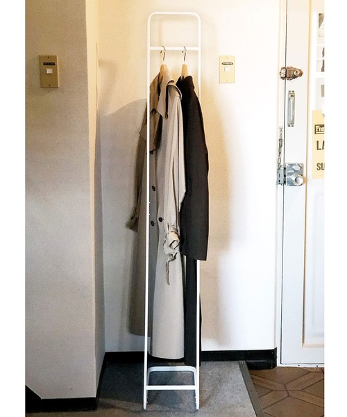 USEDo(ユーズド)の「幅たったの22cm!シンプルスチールのスーパースリムコートラック(家具・レディース・ホワイト/ブラック・ONE SIZE)」の5枚目の写真