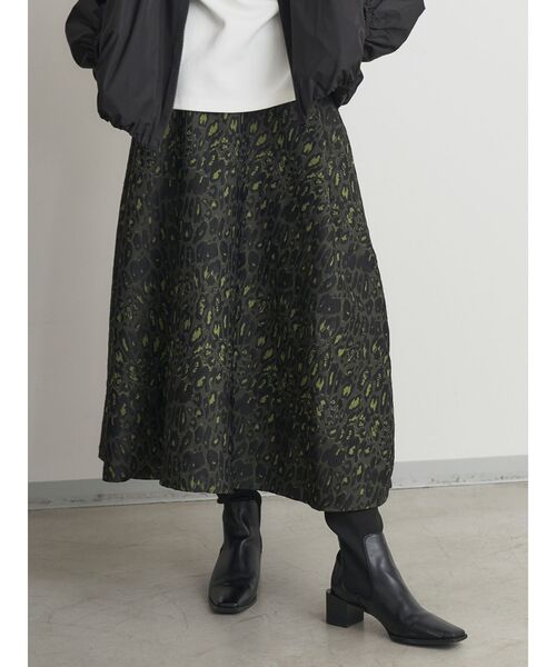 ELENDEEK（エレンディーク）の「ジャガードタックボリュームスカート（スカート・レディース・その他1/その他2・01/02）」の2枚目の写真