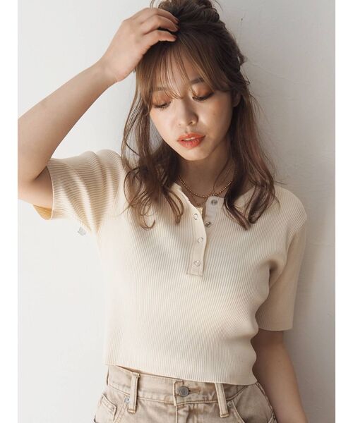 EVRIS（エヴリス）の「フロントヘンリーリブニットトップス（ニット/セーター・レディース・ブラック/オレンジ/グリーン/アイボリー・FREE）」の11枚目の写真