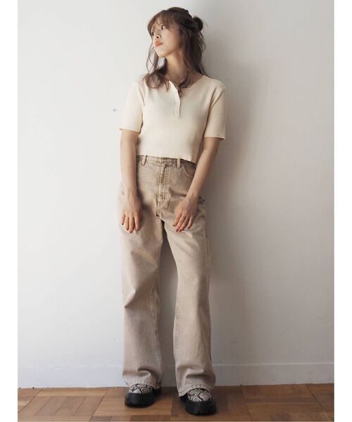 EVRIS（エヴリス）の「フロントヘンリーリブニットトップス（ニット/セーター・レディース・ブラック/オレンジ/グリーン/アイボリー・FREE）」の12枚目の写真