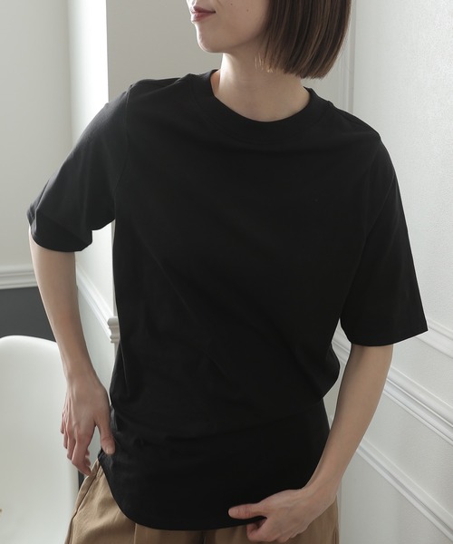 ElegChic(エレグシック)の「ハイネックコットンTシャツ(Tシャツ/カットソー・レディース・オフホワイト/モカ/ブラック/グレイッシュベージュ・M/XXL/XL/4L/L)」の17枚目の写真