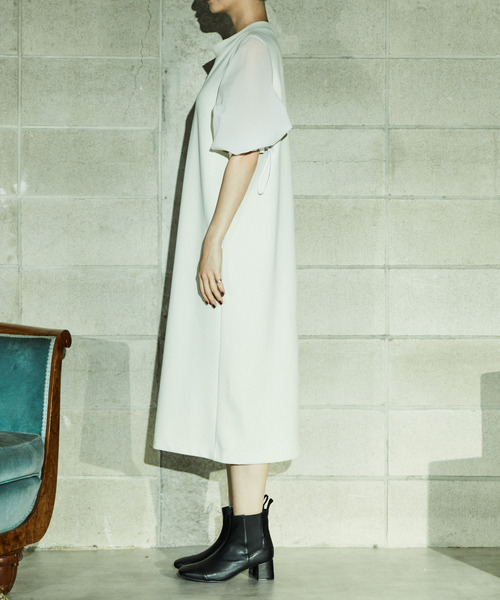 alcali（アルカリ）の「スピンドルシャツ袖ジャージーワンピ（ワンピース・レディース・アイボリー/ブラック・FREE）」の4枚目の写真
