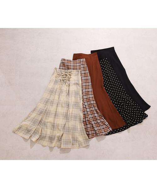 one after another NICE CLAUP（ワンアフターアナザーナイスクラップ）の「バックレースアップマーメイドスカート（スカート・レディース・ブラック/ブラウン/ホワイト系その他/ブラック系その他/ベージュ系その他・MEDIUM/LARGE）」の18枚目の写真