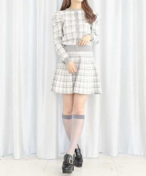 TITTY&CO.(ティティーアンドコー)の「★チェックジャガードカーディガン(カーディガン/ボレロ・レディース・ブラック/ライトブルー/レッド・FREE)」の5枚目の写真