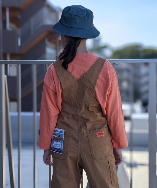 UNIVERSAL OVERALL（ユニバーサルオーバーオール）の「UNIVERSAL OVERALL/ユニバーサル オーバーオール　キッズ T/Cツイル オーバーオール（サロペット/オーバーオール・キッズ・ベージュ/ブラウン・130/140/150）」の2枚目の写真