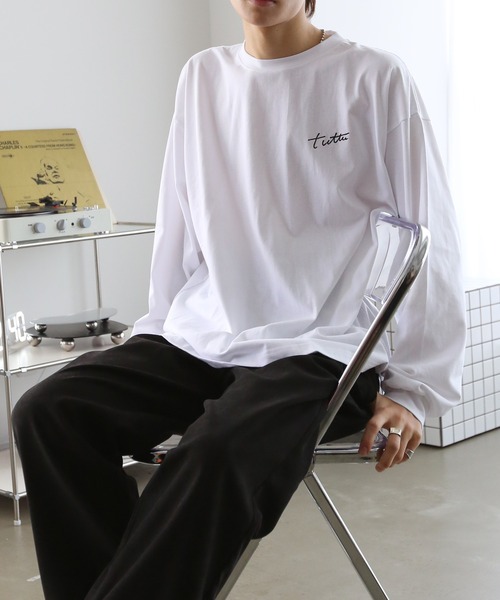 TUTTU（トゥトゥ）の「TUTTUオリジナルロゴ  ロングスリーブロンT（Tシャツ/カットソー・メンズ・ホワイト/ブラック/ダークグリーン/ブルー/アイボリー/ホワイト系その他/ブラック系その他/グレー系その他/グリーン系その他/ブルー系その他/チャコール/ホワイト系その他2/ホワイト系その他3/ホワイト系その他4/ホワイト系その他5/ホワイト系その他6/ホワイト系その他7/ブラック系その他2/グレー系その他2/グレー系その他3/グレー系その他4/グレー系その他5/グリーン系その他2/グリーン系その他3/ブルー系その他2・M/L）」の4枚目の写真