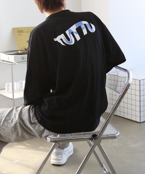TUTTU（トゥトゥ）の「TUTTUオリジナルロゴ  ロングスリーブロンT（Tシャツ/カットソー・メンズ・ホワイト/ブラック/ダークグリーン/ブルー/アイボリー/ホワイト系その他/ブラック系その他/グレー系その他/グリーン系その他/ブルー系その他/チャコール/ホワイト系その他2/ホワイト系その他3/ホワイト系その他4/ホワイト系その他5/ホワイト系その他6/ホワイト系その他7/ブラック系その他2/グレー系その他2/グレー系その他3/グレー系その他4/グレー系その他5/グリーン系その他2/グリーン系その他3/ブルー系その他2・M/L）」の12枚目の写真
