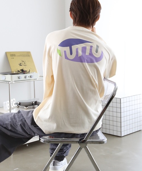 TUTTU（トゥトゥ）の「TUTTUオリジナルロゴ  ロングスリーブロンT（Tシャツ/カットソー・メンズ・ホワイト/ブラック/ダークグリーン/ブルー/アイボリー/ホワイト系その他/ブラック系その他/グレー系その他/グリーン系その他/ブルー系その他/チャコール/ホワイト系その他2/ホワイト系その他3/ホワイト系その他4/ホワイト系その他5/ホワイト系その他6/ホワイト系その他7/ブラック系その他2/グレー系その他2/グレー系その他3/グレー系その他4/グレー系その他5/グリーン系その他2/グリーン系その他3/ブルー系その他2・M/L）」の7枚目の写真