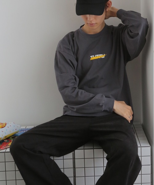 TUTTU（トゥトゥ）の「TUTTUオリジナルロゴ  ロングスリーブロンT（Tシャツ/カットソー・メンズ・ホワイト/ブラック/ダークグリーン/ブルー/アイボリー/ホワイト系その他/ブラック系その他/グレー系その他/グリーン系その他/ブルー系その他/チャコール/ホワイト系その他2/ホワイト系その他3/ホワイト系その他4/ホワイト系その他5/ホワイト系その他6/ホワイト系その他7/ブラック系その他2/グレー系その他2/グレー系その他3/グレー系その他4/グレー系その他5/グリーン系その他2/グリーン系その他3/ブルー系その他2・M/L）」の19枚目の写真