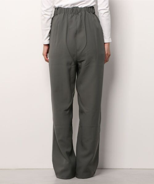 Toironier（トワロニエ）の「Toironier/トワロニエ/RELAX TWILL PANTS/リラックスツイルパンツ（その他パンツ・レディース・オリーブ/ベージュ・1/2）」の3枚目の写真