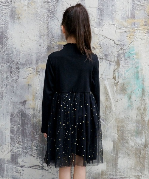 Bee des Bee（ビーデスビー）の「長袖ワンピース（ワンピース・キッズ・ブラック×ブラック/ライトベージュ/チャコールグレー・110cm/100cm/120cm/130cm/140cm/150cm）」の6枚目の写真