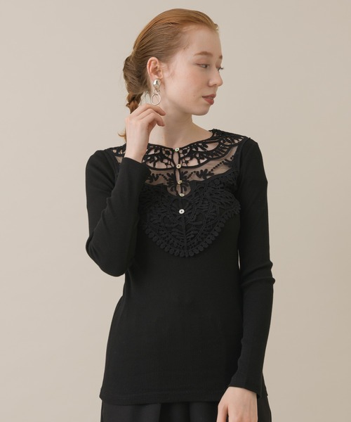 ✨25AW新品✨TRANOI トラノイ ヘンリーネックトップス BLACK TRANOI（トラノイ）の「TRANOI ヘンリーレースネックTシャツ（Tシャツ