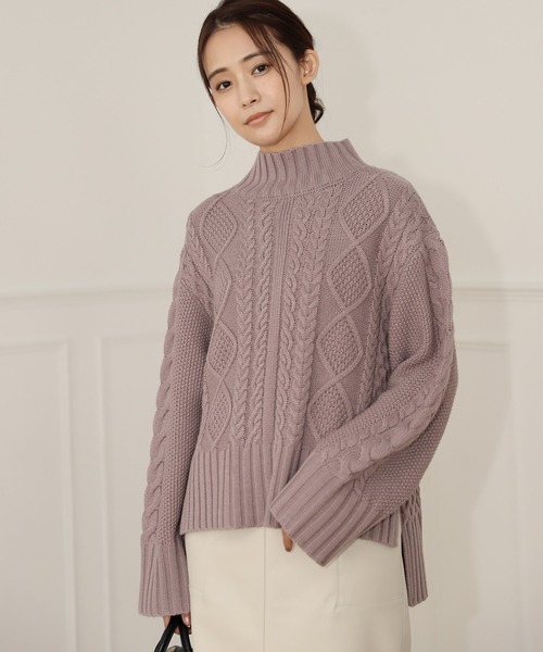 Andemiu（アンデミュウ）の「ケーブルガラタートルニット239176（ニット/セーター・レディース・ブラウン/オフホワイト/グリーン/ラベンダー・FREE）」の4枚目の写真