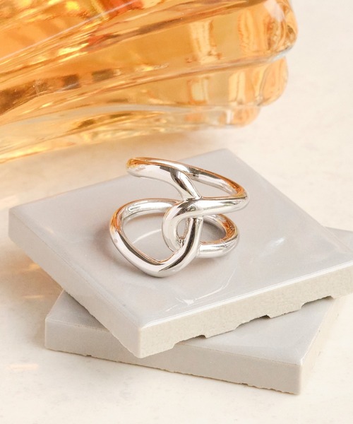 Phoebe（フィービィー）の「スタイリッシュモードワイドリング（リング・レディース・シルバー/イエローゴールド・FREE）」の3枚目の写真