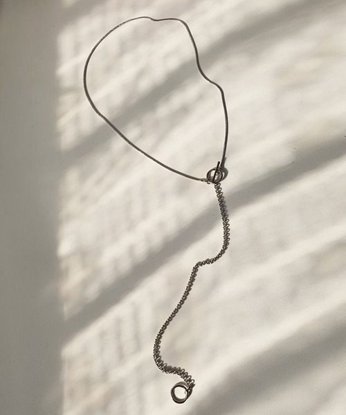 CEMONEMO(セモネモ)の「3way Yシェイプ コンビチェーン ロングネックレス(ネックレス・レディース・シルバー/ゴールド・FREE)」の2枚目の写真