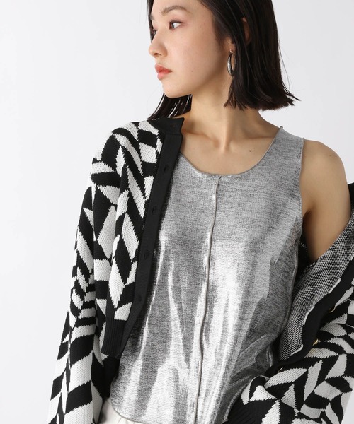 JEANASIS（ジーナシス）の「ハクプリントシャイニータンク/264568（タンクトップ・レディース・ブラック/シルバー/ゴールド・FREE）」の5枚目の写真