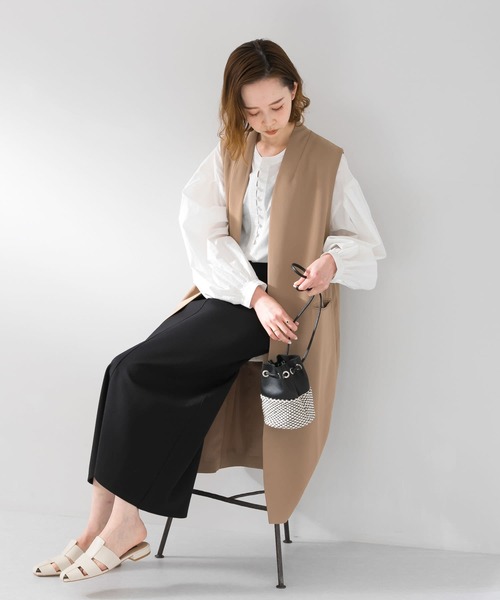 UR Lab.（アーバンリサーチラボ）の「スタンドカラーボタンブラウス（シャツ/ブラウス・レディース・スミクロ/ホワイト/オレンジ・FREE）」の17枚目の写真